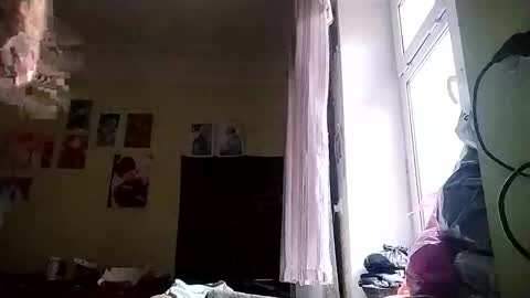 kikibang_ online show from February 7, 8:29 am