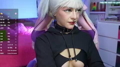 kiki online show from June 13, 9:35 pm