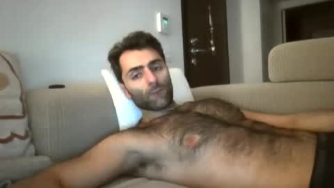 kikkus01 online show from December 21, 3:42 pm