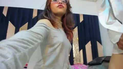 kikyoanddrey online show from May 2, 3:39 pm