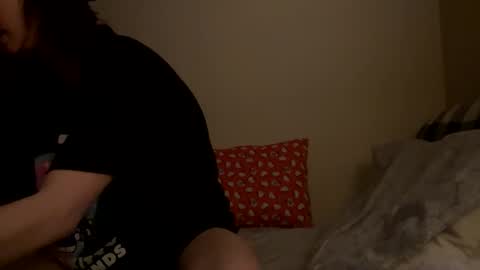 Snapshot of killerxkitty4 chatting on January 24, 1:35 am killerxkitty4 online show from January 24, 1:35 am