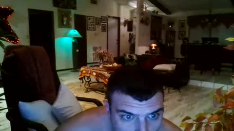 Snapshot of killintime962461 chatting on November 13, 4:00 am killintime962461 online show from November 13, 4:00 am