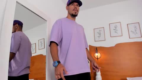 Kilua Muscle guy online show from February 21, 9:05 pm