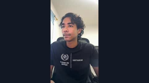 Snapshot of kilyam_haasland chatting on June 14, 8:11 pm kilyam_haasland online show from June 14, 8:11 pm