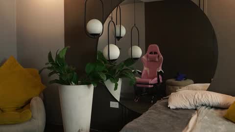 Kim online show from October 20, 12:49 pm