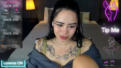 Kim online show from December 4, 8:06 pm