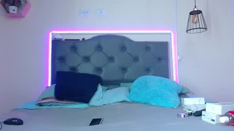 Kim online show from November 30, 3:16 pm