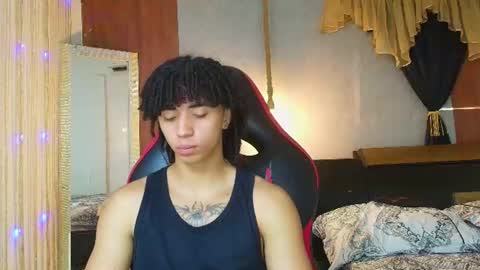 Snapshot of kim_curly_ chatting on July 1, 1:02 pm KIM online show from July 1, 1:02 pm