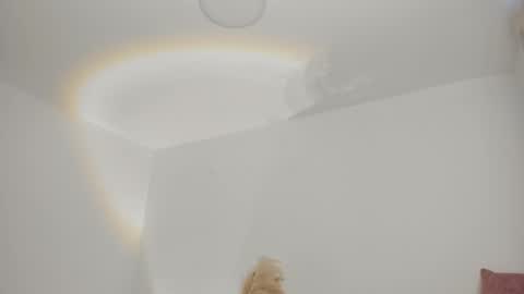 Kim Murphy online show from January 10, 1:57 pm