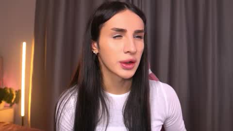 Kim Oberlin online show from November 9, 3:54 pm