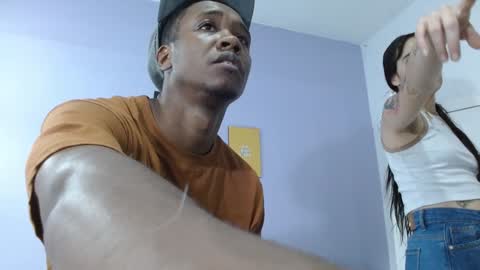 Snapshot of kimandyuk chatting on January 15, 7:23 pm Kim  Yuk online show from January 15, 7:23 pm