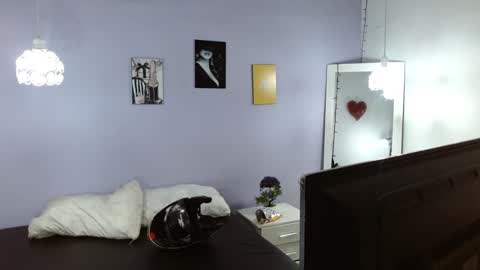 Snapshot of kimandyuk chatting on January 18, 7:48 pm Kim  Yuk online show from January 18, 7:48 pm