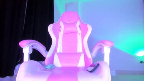 kim online show from May 15, 7:37 am