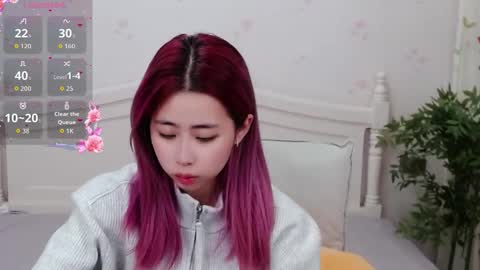 Snapshot of kimberleymandy chatting on November 30, 10:47 pm Bernice online show from November 30, 10:47 pm