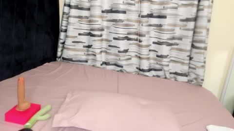 kimberly_blaze online show from March 4, 7:53 pm