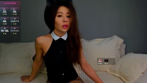 Snapshot of kimberly_bohnes chatting on February 7, 6:24 pm kimberly_bohnes online show from February 7, 6:24 pm