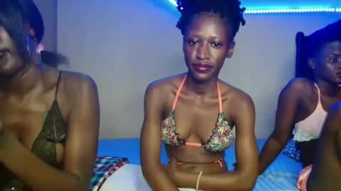 Kimberly online show from December 4, 4:48 pm