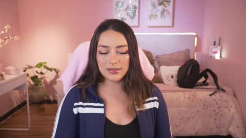 Kimberly 1200-1900 GMT-5 online show from February 15, 5:09 pm