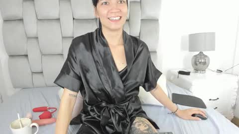 kimberly colle7 online show from February 9, 8:07 am