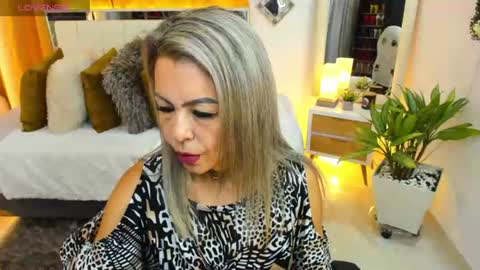 Kimberly  online show from June 26, 10:25 pm