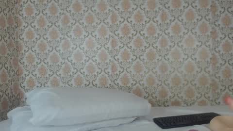 Kimberly online show from February 21, 2:28 am