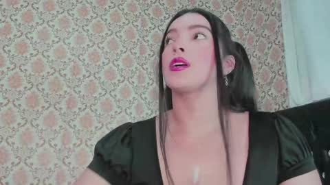 Snapshot of kimberly_perez__ chatting on June 5, 12:28 am Kimberly online show from June 5, 12:28 am