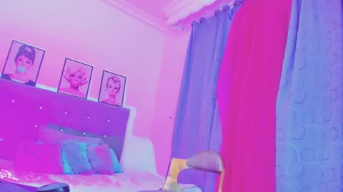 Snapshot of kimberly_thompsom chatting on February 12, 12:37 am Your Queen KIM online show from February 12, 12:37 am