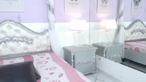 Snapshot of kimberlybale chatting on June 13, 9:24 pm online show from June 13, 9:24 pm