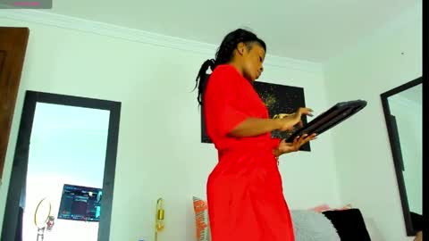 Snapshot of kimberlybanks2 chatting on May 17, 10:00 am Kimberly Banks online show from May 17, 10:00 am