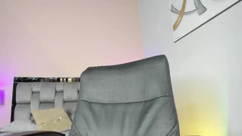 Snapshot of kimberlycoxxx chatting on February 20, 10:15 pm kimberly online show from February 20, 10:15 pm