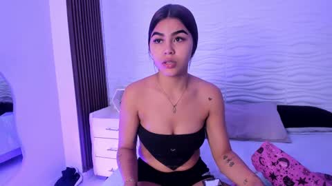 Kimberly Loren online show from September 15, 12:38 pm