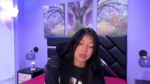 Kimberly Villalobos online show from November 19, 11:32 am