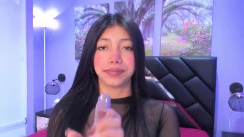 Kimberly Villalobos online show from November 27, 11:34 am