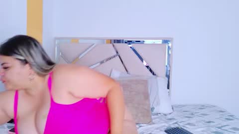 KimBrooks online show from July 26, 10:11 am