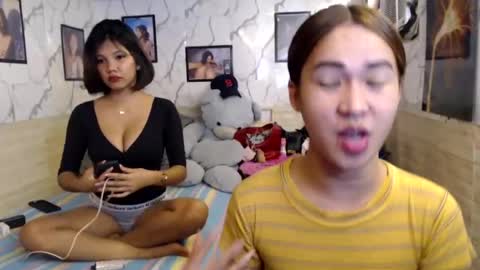 kimchuueee online show from July 25, 10:02 am