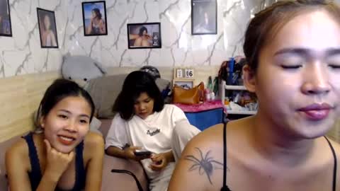 kimchuueee online show from August 7, 12:29 pm