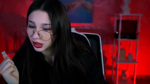 kimclarks online show from September 12, 4:51 pm