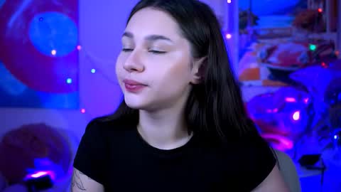 kimclarks online show from September 20, 5:25 pm