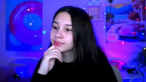 kimclarks online show from September 29, 8:30 am