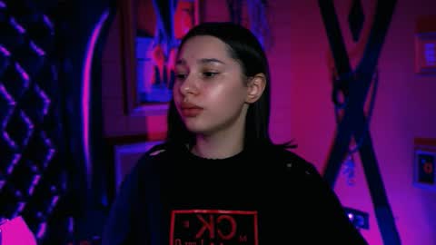 kimclarks online show from October 14, 1:23 pm