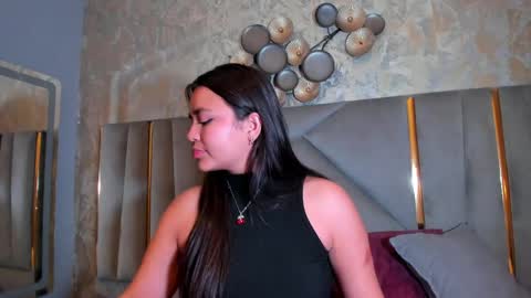 KIM  online show from June 4, 2:39 am