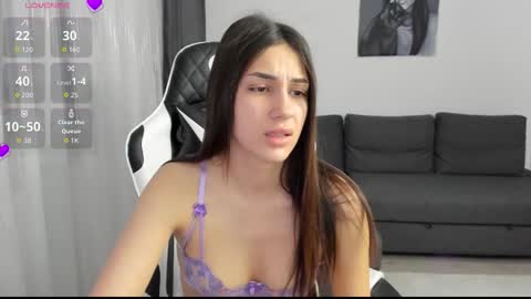 kimi_ivy online show from December 17, 4:18 am