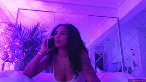 Kim online show from December 15, 9:02 am