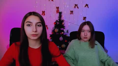 just Kimi  online show from December 23, 10:57 am