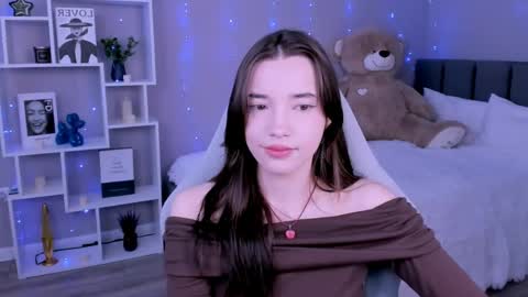 Snapshot of kimm_wong chatting on May 14, 3:57 am kimm wong online show from May 14, 3:57 am