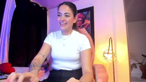 Snapshot of kimmberly_saenz_ chatting on July 11, 10:55 pm kimmberly_saenz_ online show from July 11, 10:55 pm