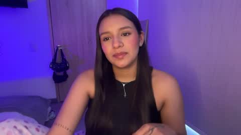 kimmi online show from July 29, 3:21 pm