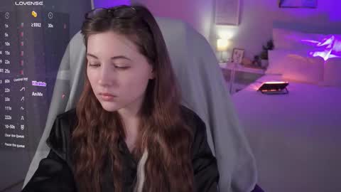  Your Kimmie  follow me  online show from March 6, 8:22 am