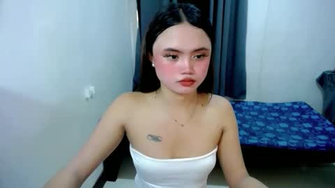 kim ejara online show from March 25, 12:27 am