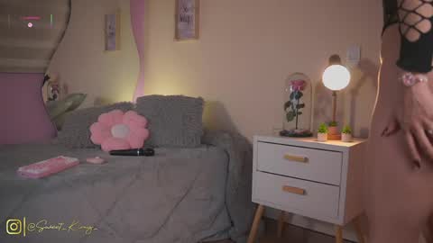 Snapshot of kimmy_sweet_ chatting on May 26, 3:57 am Kimmy online show from May 26, 3:57 am